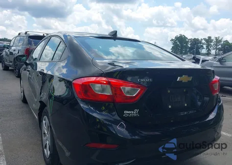 2017 Chevrolet Cruze Ls Auto z USA, uszkodzony, nr VIN 1G1BC5SM2H7152872